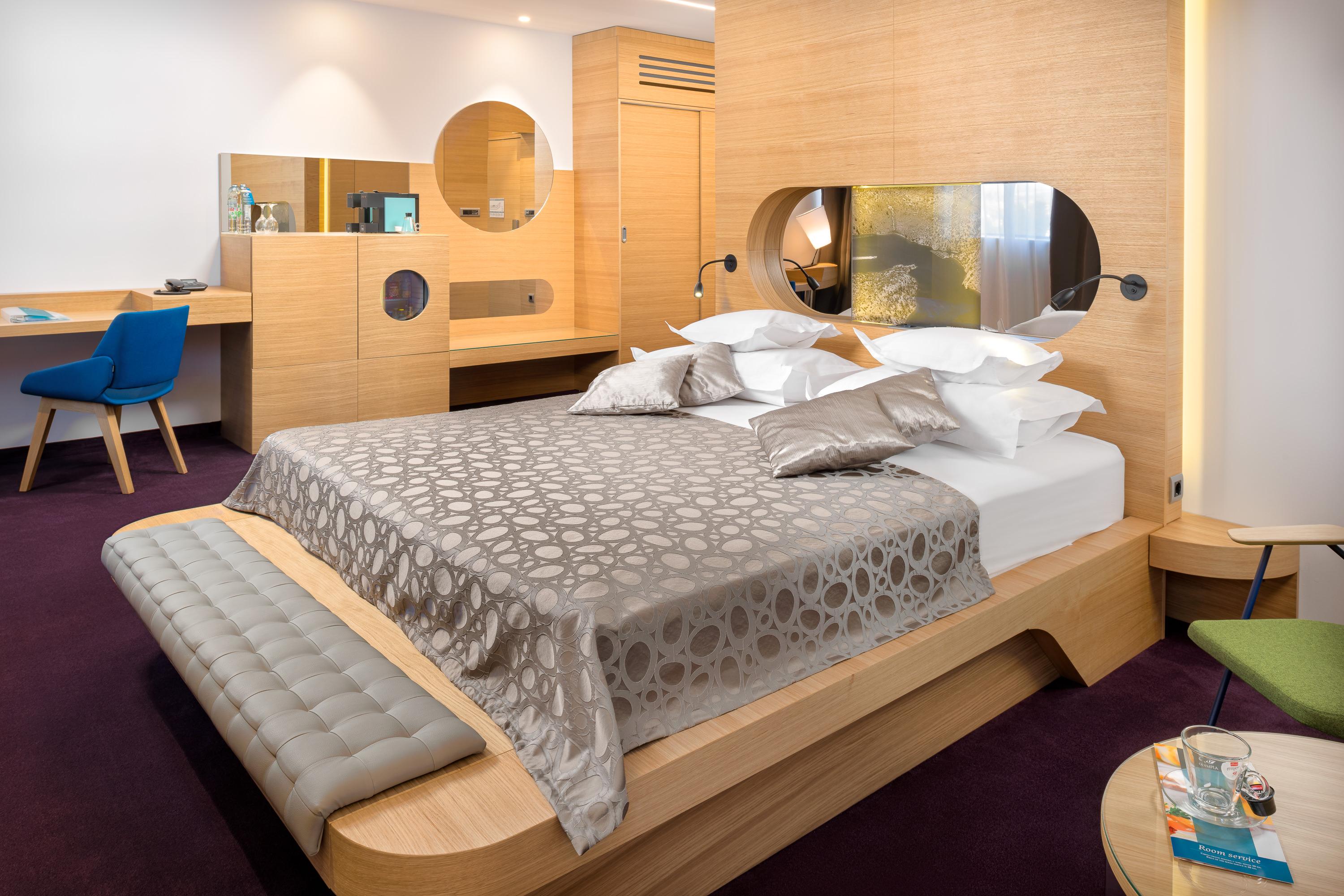 Olympia Sky 4*